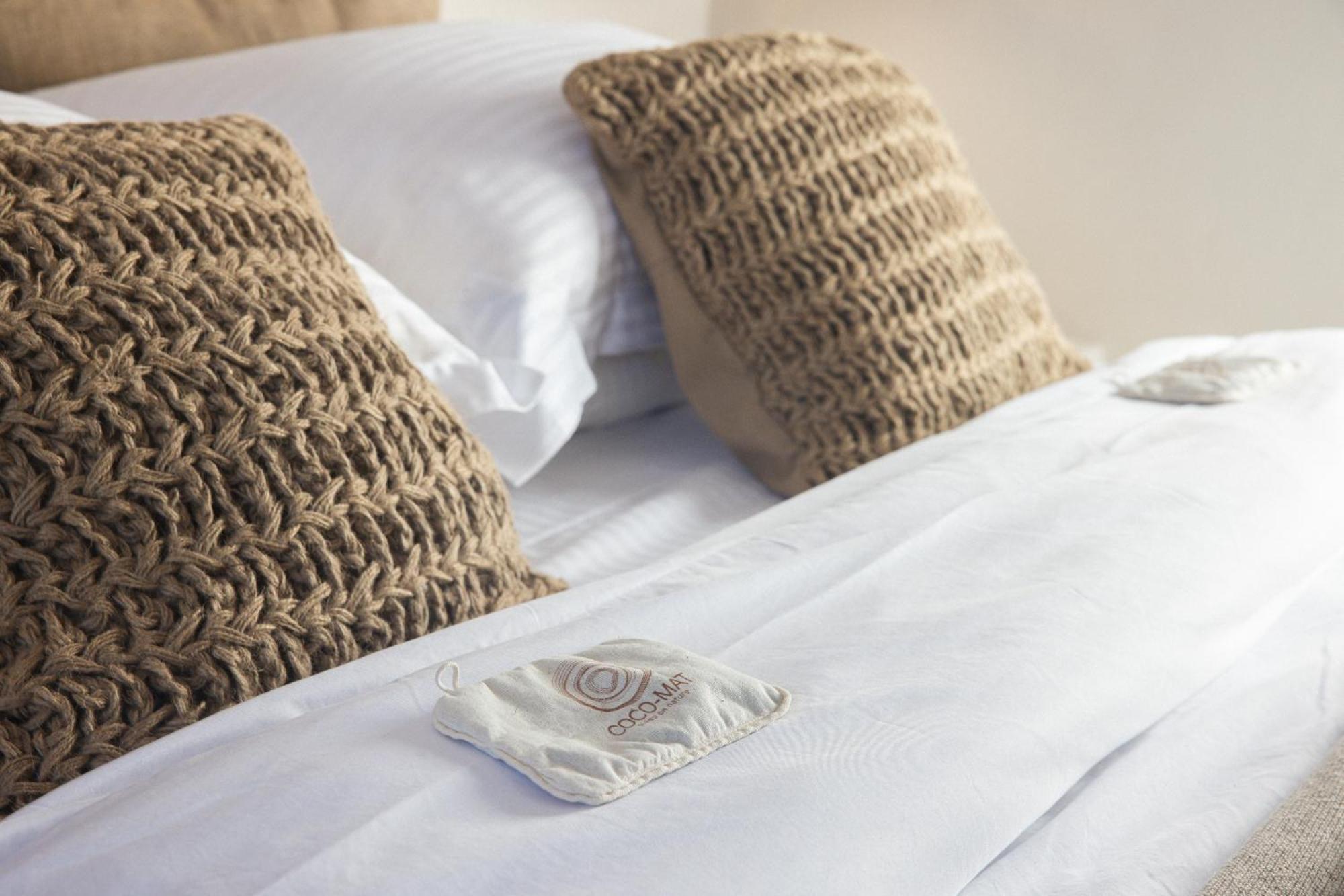 Gea Athenian Suites Экстерьер фото